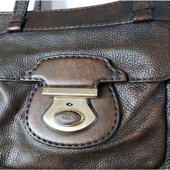 Authentic Tod's Brown Leather Piccola Satchel - Picture 2 of 11